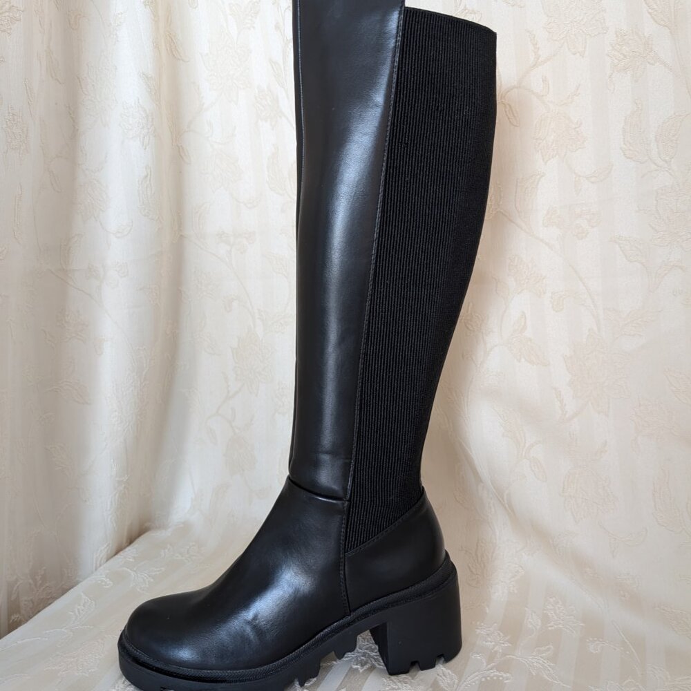 Ayden Chunky Block Heeled Boot - Picture 7 of 11
